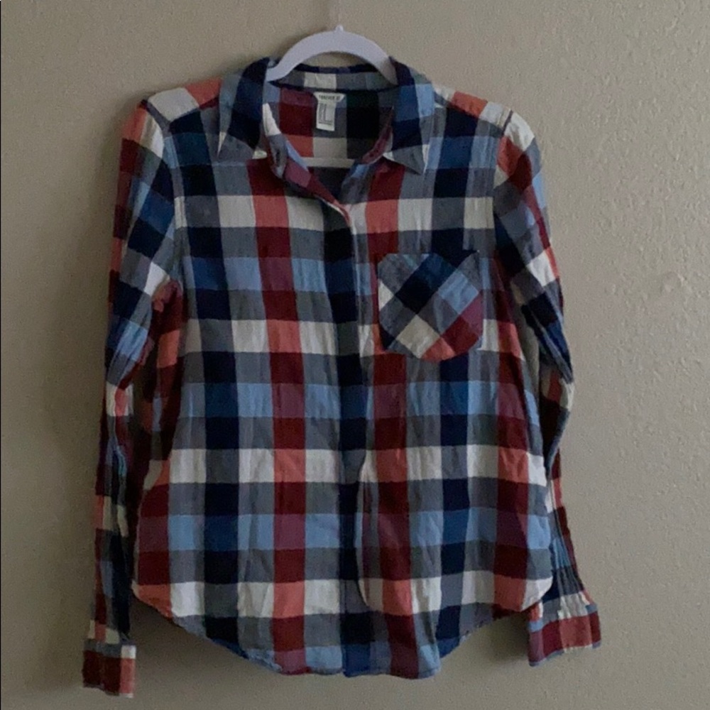 Plaid button up longsleeve shirt